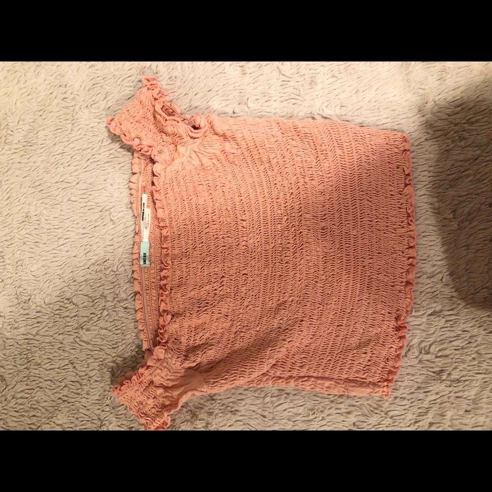 Salmon pink crop top